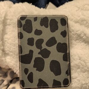 Leopard Print Kindle Case